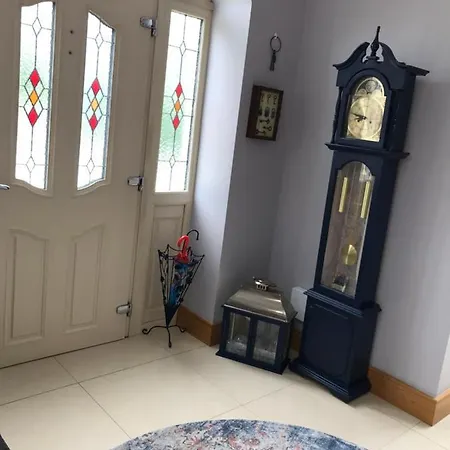 Laithreach Briuin W23e0h9 *